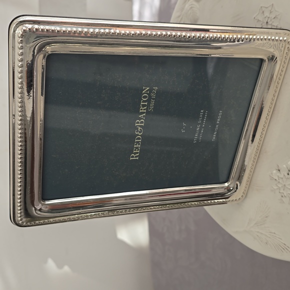 NWOT Reed & Barton Made In Italy Sterlng Silver Beaded Picture Frame 5"x7" - Picture 2 of 13
